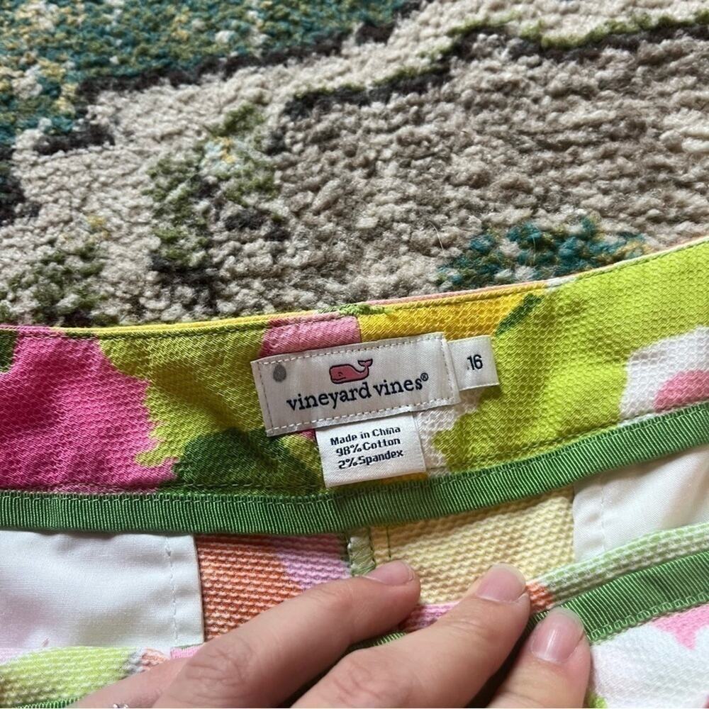 Vineyard Vines Women’s Size 16 Floral Cotton Stretch Shorts Preppy Bright - Picture 6 of 8
